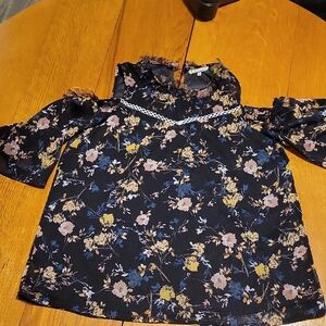 Gimmicks by BKE Floral Lace Blouse - Black, Yellow, Pink